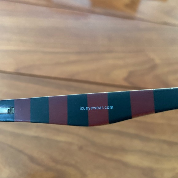 Designer +2.50 Readers by icu eyewear—like new! - Picture 4 of 7